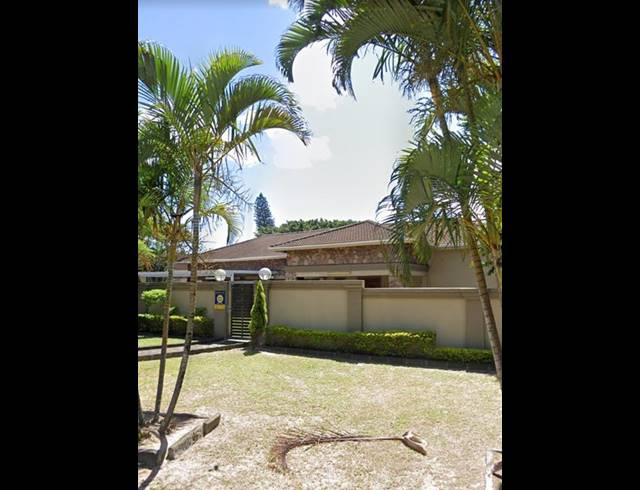 6 BEDROOM HOUSE FOR SALE IN MEER EN SEE